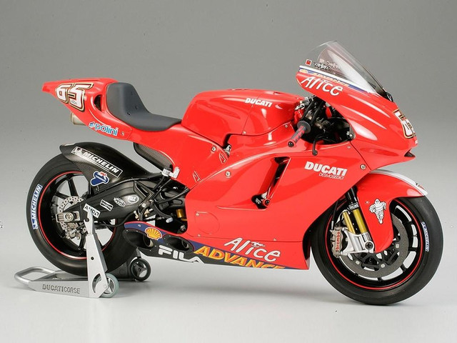 DUCATI DESMOSEDICI