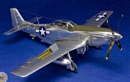 P-51D NORTH AMERICAN "MUSTANG"