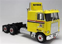 MACK CRISE-LINER SEMI TRACTOR CAB