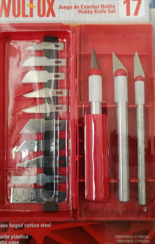 HOBBY KNIFE SET - JUEGO DE CORTADORES -