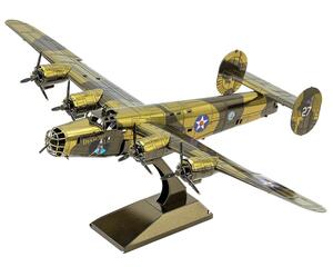 B-24 LIBERATOR - METAL KIT B-24 LIBERATOR - METAL KIT