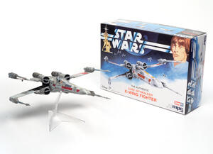 LUKE SKYWALKER X-WING FIGHTER - STAR WARS - 