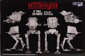 AT-ST TWO LEGS STAR WARS VEHICLE. RETOURN OF THE JEDI - MOVABLE HEAD AND WEAPONS -