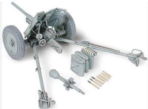 KRUPP PROTZE 1 TON 6X4 KFZ.69 TOWING TRUCK & 3.7cm PAK. PLUS EDUARD DETAIL TRUCK & GUN SET.