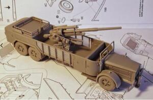 SELBSTTAHRLAFFETE AUF FAHRGESTELL VOMAG 7 /660 & 8.8cm FLAK. 