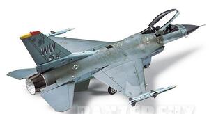 F-16 CJ BLOCK 50 FIGHTING FALCON. FINE DETAIL MODEL KIT WITH ALL BLOCK 50 WEAPONRY. FULL COCKPIT DET