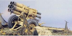 GERMAN NEBELWERFER 15cm Nbw41 ROCKET LAUNCHER. RESIN, PLASTIC, PHOTO-ETCH AND BRASS PARTS. MULTI-MAT