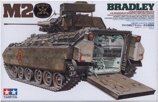 M2 BRADLEY U.S. INFANTRY FIGHTING VEHICLE. REALISTIC INTERIOR DETAILING, COMMANDER FIGURE. TOW MISSI