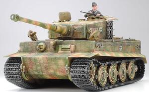 TIGER I PANZERKAMPFWAGEN VI. D.KFZ.181 AUSFUHUNGE E. LATE VERSION. ONE FIGURE.