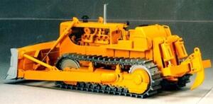 CONSTRUCTION BULLDOZER - ADJUSTABLE BLADE & RIPPER ATTACHMENT, MOVABLE TRACKS, GIANT SIX-CILINDER TU