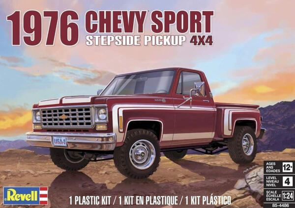 CHEVY SPORT K STEPSIDE PICKUP 4X4 1976. DETAIL IN V-8 ENGINE, CABINE INTERIOR, SUSPENSION, SPOT LIGH