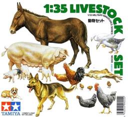 LIVESTOCK SET No. 1 FARM ANIMALS.  BOX ART : https://www.scalemates.com/products/img/5/6/1/132561-10