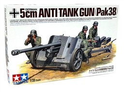 5cm ANTITANK GUN PAK 38 w/ ACCESORIES AND CREW.