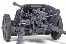 5cm ANTITANK GUN PAK 38 w/ ACCESORIES AND CREW.