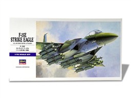 F-15 E STRIKE EAGLE. ALTAMENTE DETALLADO EN CABINA Y SUPERFICIES DE CONTROL, PANEL NEGATIVO. BOMBAS 