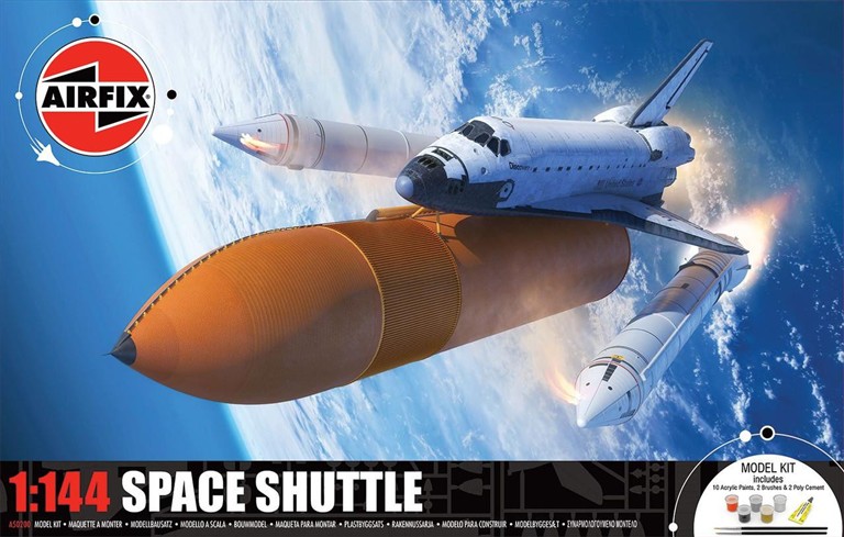 SPACE SHUTTLE. 94 PARTS, INCLUDES 7 MARKING OPTIONS AND STAND. WITH THE ORBITER, EXTERNAL TANK, SOLI